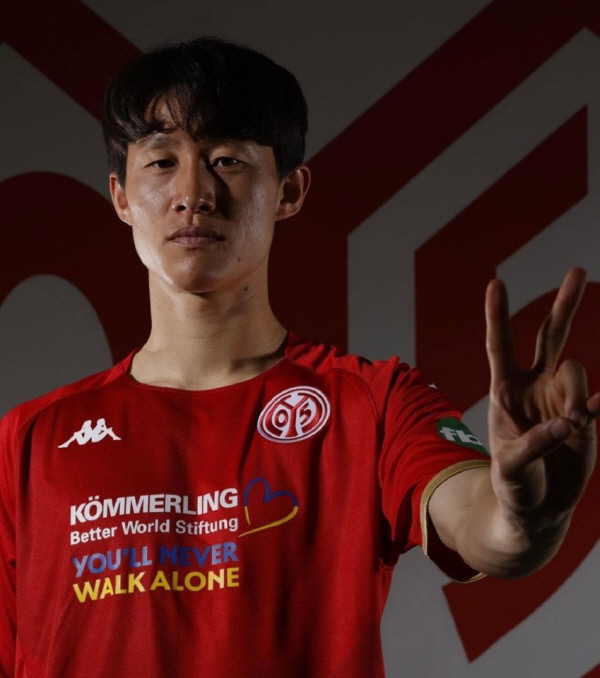 마인츠의 이재성.  마인츠 SNS