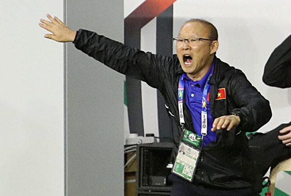 베트남 축구대표팀의 박항서 감독. 뉴시스