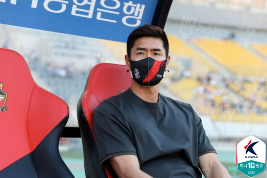 경남 FC의 설기현 감독. 한국프로축구연맹 제공