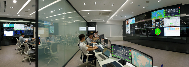 선박 위치·입출항 정보 실시간 체크… 안전한 바닷길 열어준다