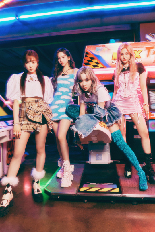 에스파 두 번째 미니앨범 Girls