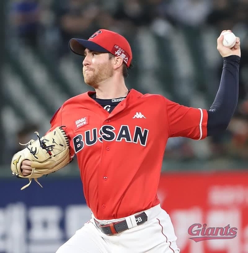 역투하는 롯데 반즈[롯데 자이언츠 제공. 재판매 및 DB 금지]