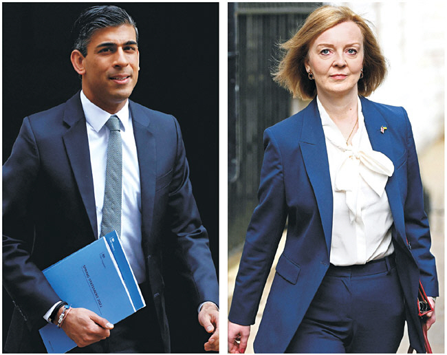 20일 차기 영국 총리 최종 후보 2인 중 한 명으로 선출된 리시 수낙(왼쪽 사진) 전 재무장관이 지난 3월 23일 다우닝가 11번지 재무장관 관저를 떠나고 있다. 또 다른 최종 후보인 리즈 트러스 외교장관이 지난 4월 19일 주례 각료회의 참석을 위해 런던의 총리관저 다우닝가 10번지로 들어가는 모습. AFP 연합뉴스