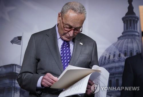 민주당 척 슈머 상원 원내대표. AP 연합뉴스