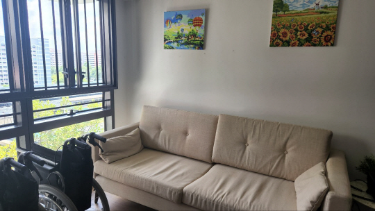 캄풍의 실제 거주 시설 내부 모습. 서울시공동취재단.