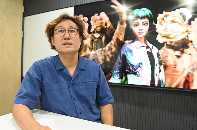 임재호 LG AI연구원 ‘AI Human Producing Team’ 팀장이 AI 휴먼 ‘틸다’의 성과에 대해 설명하고 있는 모습. 김동훈 기자