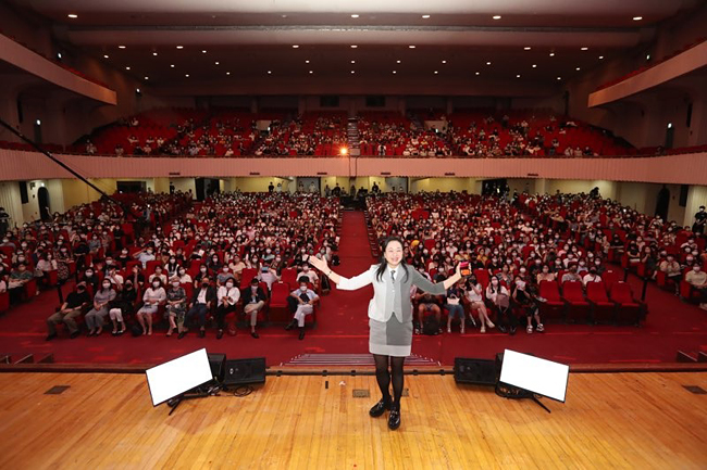 인플루엔셜 제공