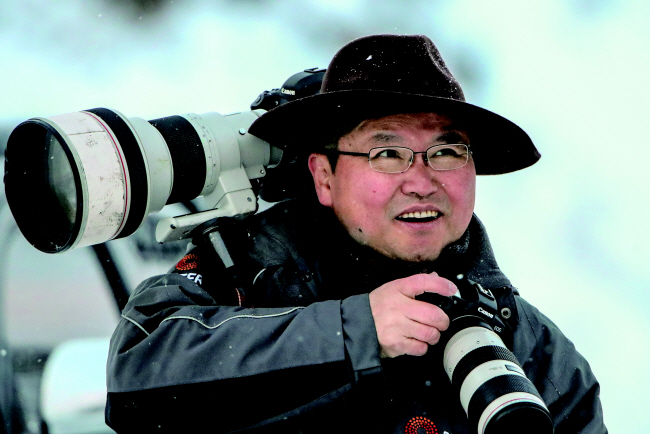 강형원 작가