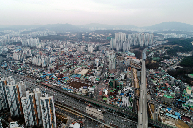 도시재생 사업이 추진되는 경기 용인시 신갈동 갈내마을 전경. 용인시청 제공