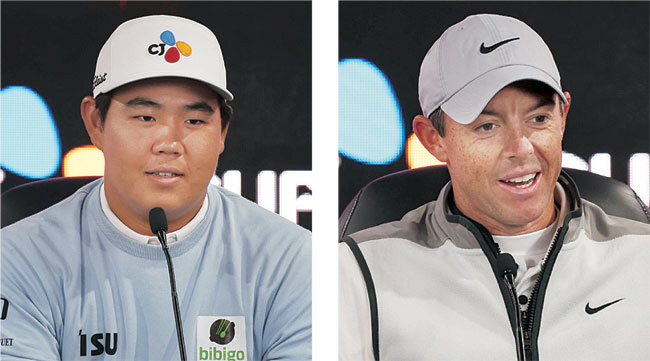 김주형(왼쪽)과 로리 매킬로이(오른쪽)가 20일 오전(한국시간) 미국 사우스캐롤라이나주 리지랜드의 콩가리골프클럽에서 열린 PGA투어 더CJ컵 기자회견에서 질문에 답하고 있다. 김주형은 매킬로이 기자회견에 참석해 직접 질문까지 던졌다. AFP연합뉴스