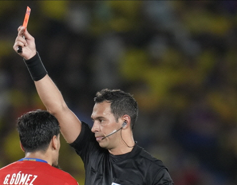 아르헨티나의 파쿤도 텔로 심판. AP 뉴시스