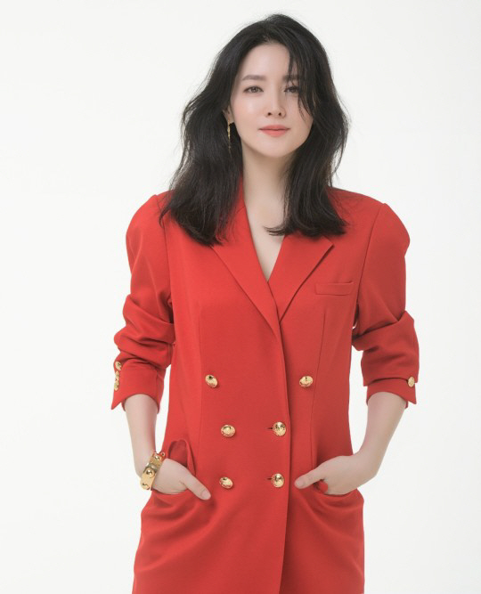 배우 이영애
