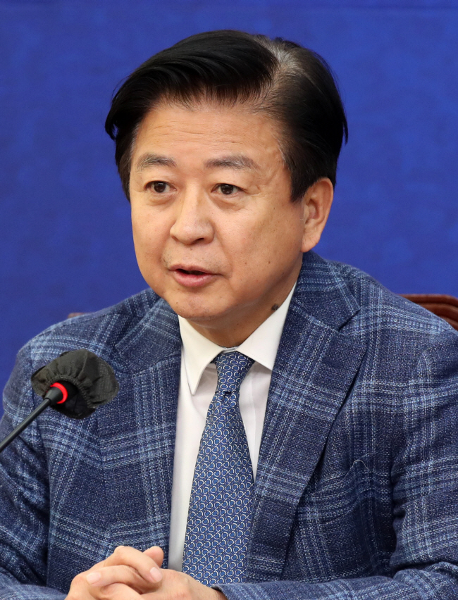 노웅래 더불어민주당 의원이 지난 16일 국회에서 열린 '언론자유특별위원회 발족식 및 1차 회의'에서 발언하고 있다. 뉴시스
