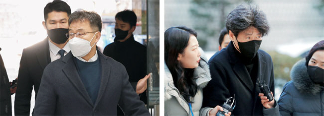 화천대유 대주주 김만배(왼쪽 사진) 씨와 남욱(오른쪽 사진) 변호사가 30일 오전 서울 서초동 서울중앙지법에서 열린 곽상도 전 국회의원 50억 원 뇌물 및 김만배 횡령 사건 공판에 출석하고 있다. 뉴시스