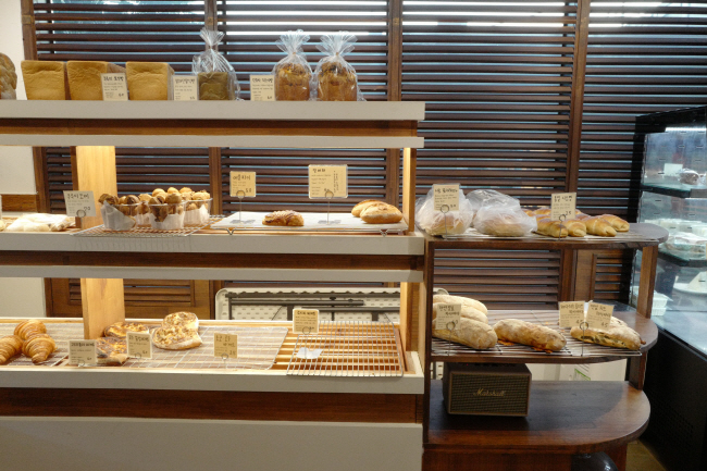 부산 ‘쿠루미 과자점’.