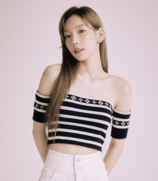 그룹 소녀시대 멤버 태연(본명 김태연)이 자립준비청소년을 위해 1억 원을 청소년그루터기재단에 기부했다.   청소년그루터기재단 제공