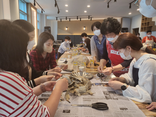 동해시가 지난해 개최한 ‘삼삼한 묵호 덕장마을에서 놀자’ 프로그램. 동해시청 제공