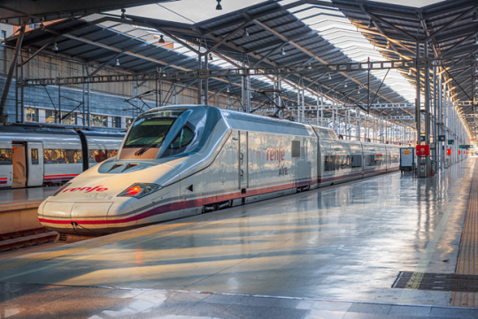 스페인 국영 철도 렌페의 모습. 게티이미지뱅크