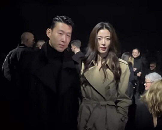 더블유코리아 인스타그램 캡처