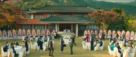 jtbc 드라마 ‘재벌집 막내아들’ 극중 진양철 회장의 집인 ‘정심재’의 모습이 담긴 장면. jtbc 방송 화면 캡처