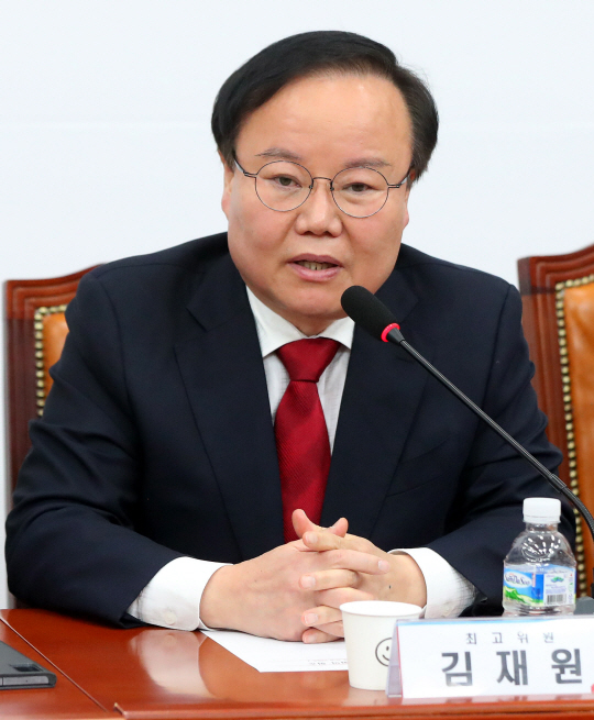 김재원 국민의힘 최고위원이 9일 오전 서울 여의도 국회에서 열린 최고위원회의에 참석해 발언하고 있다. 뉴시스