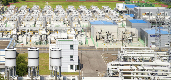 한국남부발전이 수소경제 활성화를 선도하고 있다. 사진은 세계 최대규모의 단일 단지로 조성된 남부발전의 신인천빛드림 수소연료전지 발전단지 전경.  남부발전 제공