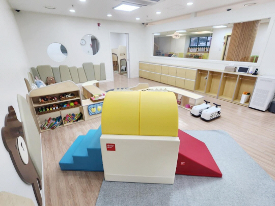 경기 성남시가 수정구 양지동주민센터 5층에 마련한 주·야간 보육시설인 ‘해남 달림 놀이터’ 보육교실. 성남시청 제공