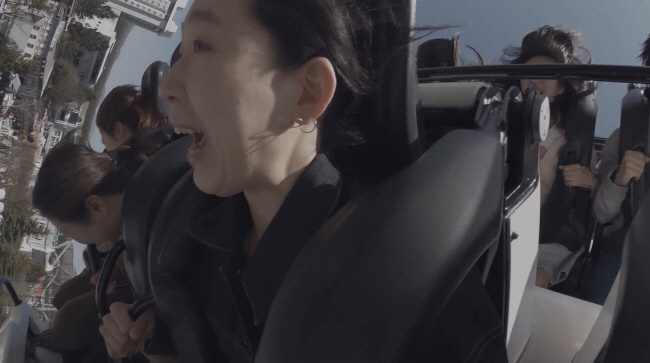 주인공 사오토메 메구미(에구치 노리코·江口のりこ)는 혼자 놀이동산에 가고, 호텔의 넓은 욕조를 독차지한다. ‘혼술’도 일상 이다.