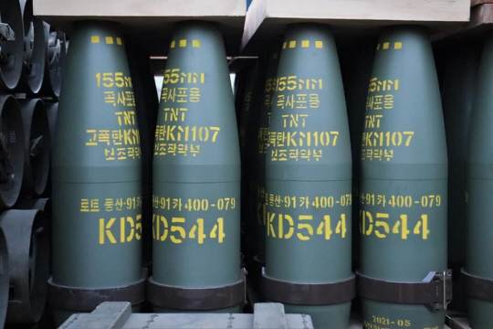 155㎜ 곡사포 포탄. 육군 페이스북