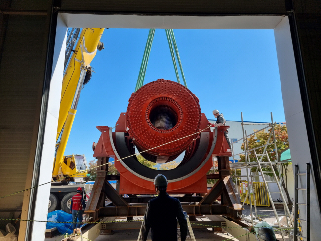 미래 성장전략 ‘넷제로’ 선포… 8년간 총 20조원 쏟아붓는다[위기극복, R&D로 돌파구 찾는다]