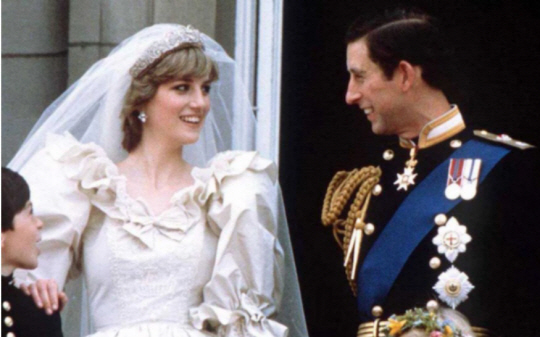 1981년 7월 29일 당시 세기의 결혼식을 올린 다이애나 왕세자비와 찰스 황태자.로이터 연합뉴스
