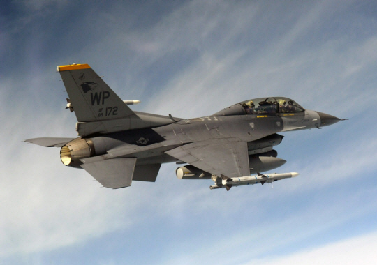 미 공군의 F-16 전투기. 미 공군 홈페이지 캡처