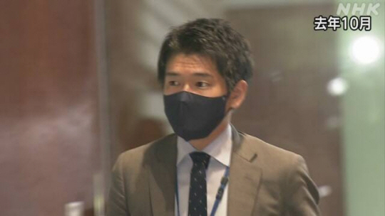 기시다 쇼타로 총리비서관. NHK뉴시스