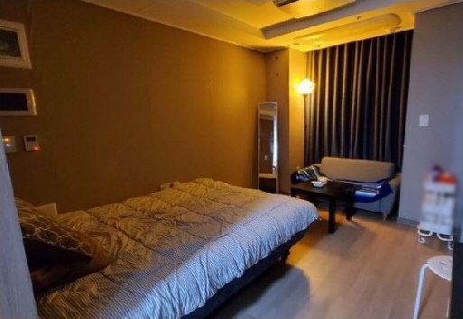 불법 성매매 알선 일당이 운영한 오피스텔 현장. 경남경찰청 제공