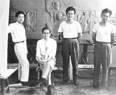 1950년대에 혜화동성당 부조 벽화 작업을 함께 진행했던 작가들. 왼쪽부터 최만린, 장발, 김세중, 송영수. 최태만 국민대교수 논문집