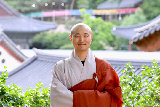 대한불교조계종 명상 지도법사인 도연 스님. 도연 스님 페이스북 캡처