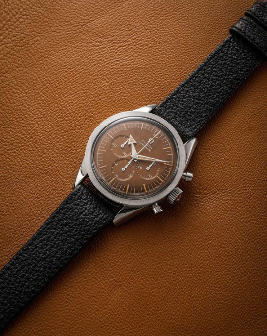 필립스 옥션에 올려진 ‘짝퉁’ 스피드마스터. 필립스 옥션 홈페이지 캡처