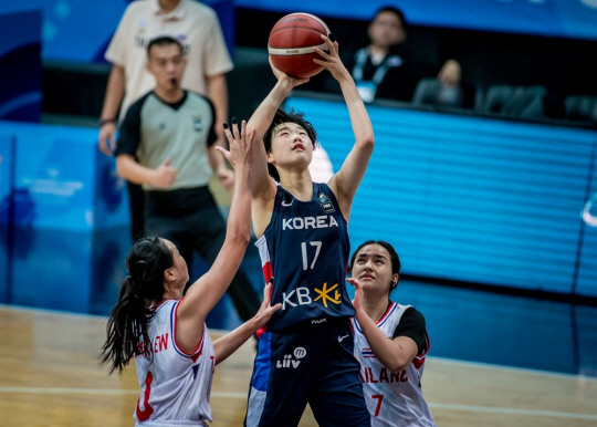 한국 16세 이하 여자농구 대표팀의 이가현. FIBA 홈페이지 캡처