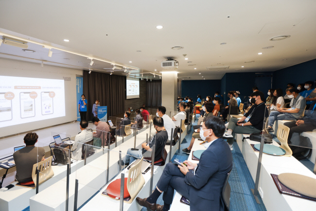 AI·로봇·양자 스터디 꾸려 실험적 연구… ‘미래’ 이끄는 열정[창의적 기업 문화가 경쟁력이다]