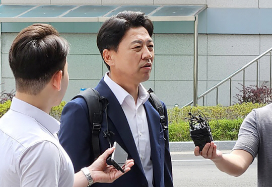 부승찬 전 국방부 대변인이지난 6월 28일 국방부 검찰단에 피의자 신분으로 출석하고 있다. 연합뉴스