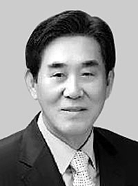 염돈재 前 국가정보원 1차장, 前 성균관대 국가전략대학원장