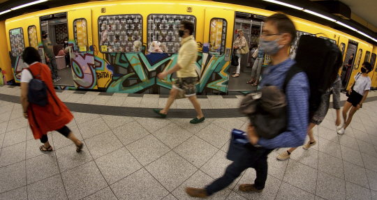 베를린 지하철. AP 뉴시스