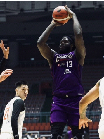 프로농구 소노와 계약한 앤서니 베넷. 소노 제공