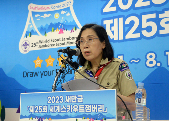 뉴시스