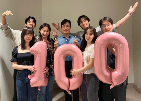 100만 돌파한 영화 ‘콘크리트 유토피아’ 출연진