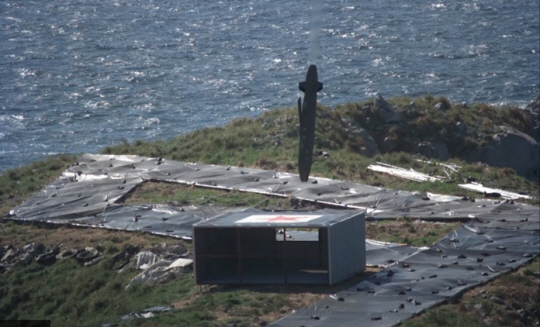 타우러스 미사일이 실사격 훈련에서 목표물에 명중하고 있다. 공군 유튜브