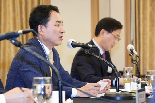 박민식 국가보훈부 장관이 16일 오전 서울 중구 프레스센터에서 열린 한국신문방송편집인협회 포럼에 참석해 기조발언을 하고 있다. 연합뉴스