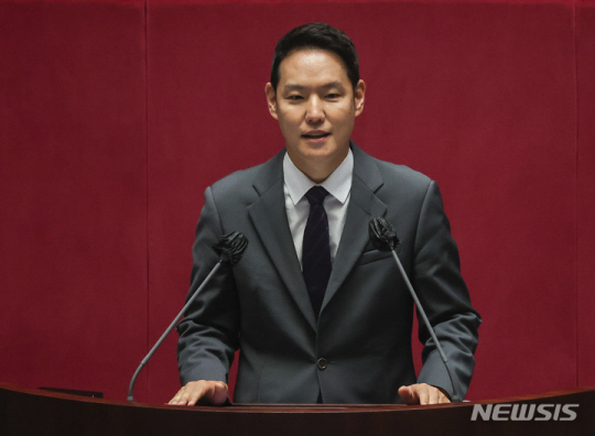 김한규 더불어민주당 원내대변인. 뉴시스.