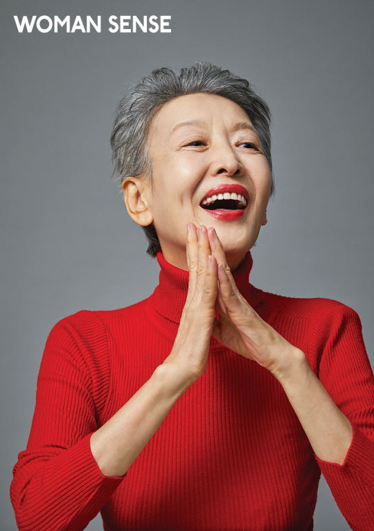뇌종양을 앓고 있는 배우 윤석화(우먼센스 제공)