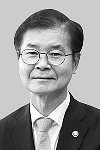 이정식 고용노동부 장관